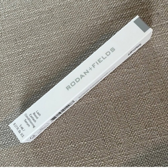 Rodan + Fields Lash Boost NIB - Picture 2 of 5